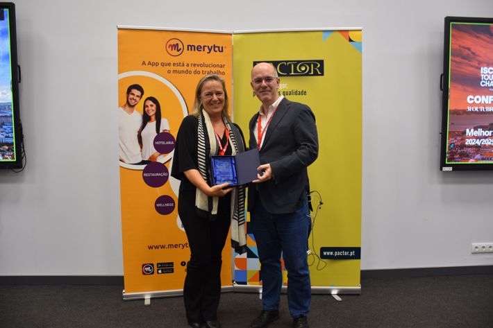 Prémio Melhor Escola